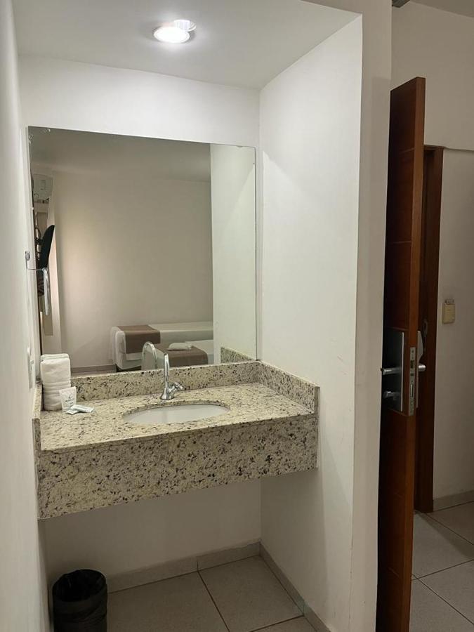 Larison Economy Hotel Porto Velho  Exterior foto
